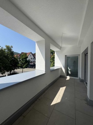 Exklusives Wohnen: 2-Zimmer-Wohnung mit Loggia - Erstbezug