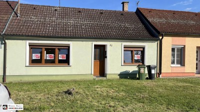 Kleines Haus in traumhafter Lage neben Teich zum Fischen, Baden und Chillen