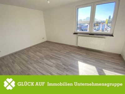 Lichtdurchflutete 2 Zimmer-Wohnung direkt am Rheinpark