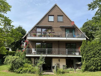 Sehr gepflegte helle 3 Zimmer Eigentumswohnung im Grünen