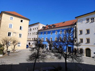 Tolle 3-Zimmer-Maisonette-Wohnung mit Balkon und Einbauküche in Laufen