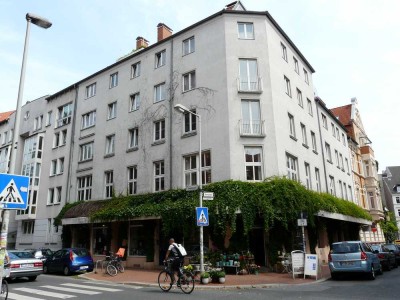 Geschmackvolle, gepflegte 5-Raum-Wohnung in Hannover Linden mit Blick auf den Lindener Marktplatz