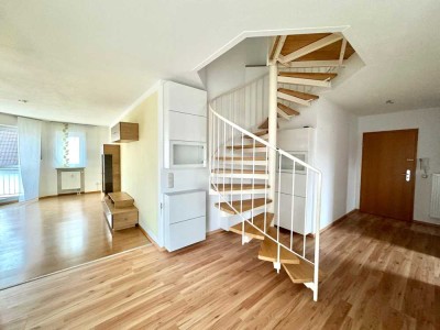 Charmante Maisonettewohnung mit Hobbyraum & Duplex-Garage - sofort bezugsfrei