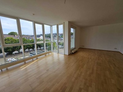 Sehr schöne helle 2-Zimmer-Wohnung mit tollem Ausblick