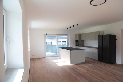 Moderne 4-Zimmer-Wohnung mit großem Balkon &amp; offener Küche – ideal für Familie oder WG (Telfs-Moos)