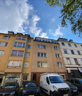 Urbaner Wohnkomfort in Düsseldorf: 3-Zimmer-Wohnung mit Balkon in gefragter Lage