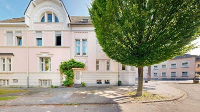Doppelhaushälfte ca. 301 m² mit Terrasse und Garten in Mülheim - Altstadt - Denkmalschutz -