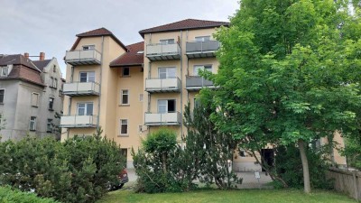 Große 2-Raum-Wohnung mit Balkon