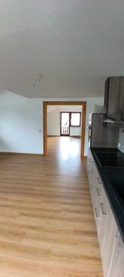 Attika-Wohnung mit Balkon in Neuenburg am Rhein