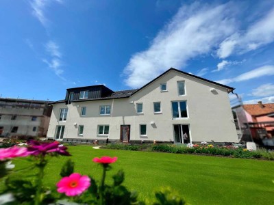 Eine Wohnung soll es sein, aber großzügig, barrierefrei und mit kleinem Garten!