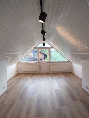 Geräumige 2-Zimmer-Wohnung mit großem Balkon