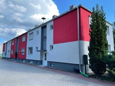 Schicke und möblierte 2-Zimmer Wohnung mit Balkon/Garten in Neu-Isenburg