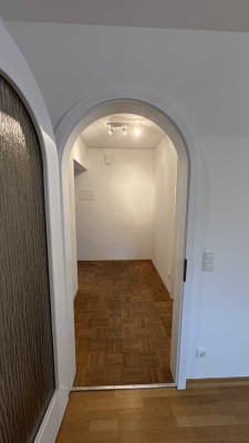 Exklusive 2-Raum-Wohnung mit Einbauküche in München Fürstenried