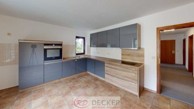 Sonnige 3-Zimmer-Wohnung mit Loggia in Schwindegg ++Decker Immobilien++
