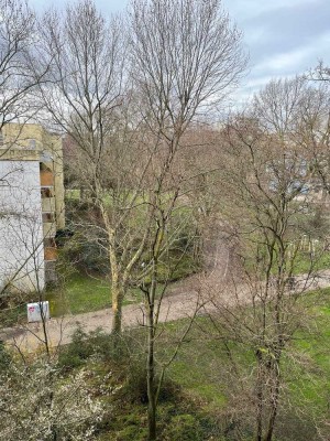 2 Zimmer Wohnung mit passendem Wohnberechtigungsschein nahe des Herzogenriedparks