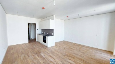 Wohnen mit Skyline-Flair – Rooftop Pool &amp; Fitness bei der U1