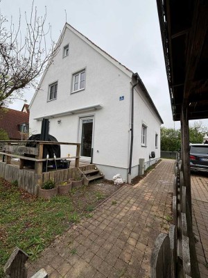 Familienparadies in Röhrmoos: Einfamilienhaus & Baugenehmigung für zweites EFH