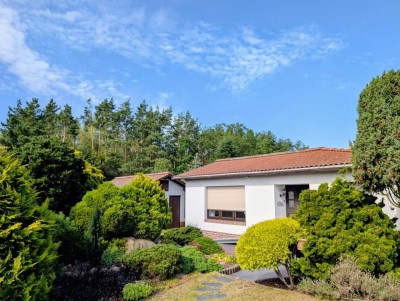 Barrierefreier Doppelhaus Bungalow am Waldrand mit großem Garten in Seenähe - Uckermark