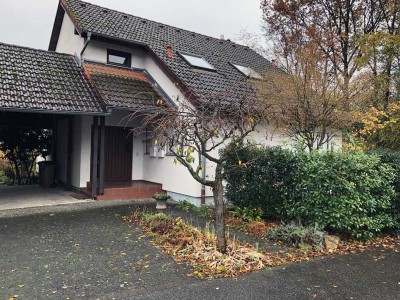 Exklusive, gepflegte 3-Zimmer-Erdgeschosswohnung mit geh. Innenausstattung mit EBK in Heppenheim