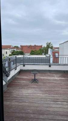 4-Zimmer-Maisonette-Penthouse-Wohnung in der Berliner Allee 116, Weißensee, zu verkaufen