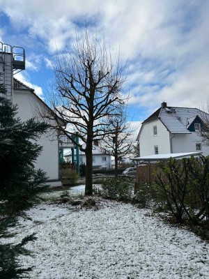 Gepflegtes Appartement mit Garten und Tiefgarage - frei