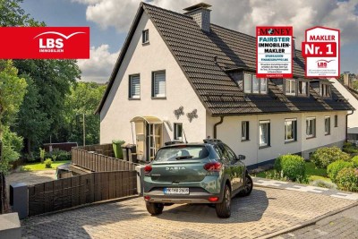 Modernisierte Doppelhaushälfte am Waldrand mit schönem Grundstück
