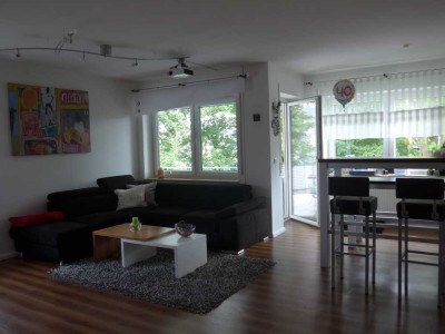 Freundliche und gepflegte 3,5-Zimmer-Erdgeschosswohnung mit EBK in Aalen