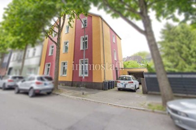 VIEL RAUM FÜR IHRE FAMILIE: 3-Familienhaus mit Garten, Garage & Ausbaufläche in GE-Rotthausen.