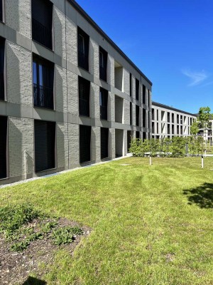 Neuwertige 2-Zi.-Wohnung inkl. neuwertiger Küche und TG-Einzelstellplatz