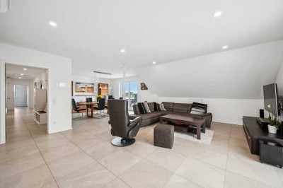 **Traumwohnung**Neuwertige 5,5-Zimmer-Penthouse-Wohnung mit großzügigem Raumangebot**Gärtringen**
