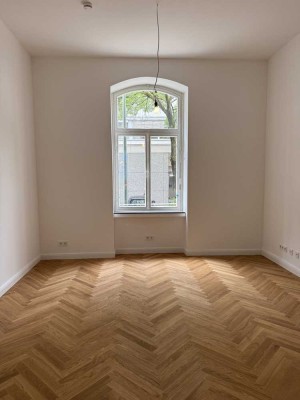 Erstbezug nach Sanierung! Terrassenwohnung im denkmalgeschützten Altbau in Düsseldorf Unterbilk...