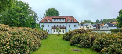 Ihr Erholungs- und Rückzugspunkt mitten im Kurort Bad Brambach 2-Zimmerwohnung mit Balkon und Garage