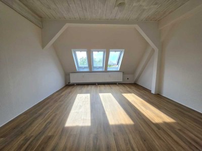 Freundliche Dachgeschosswohnung unweit der Stadtmitte