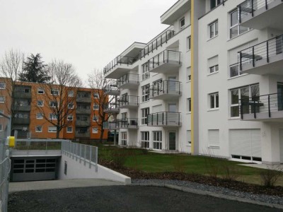 Moderne 3-Zimmer-Eigentumswohnung mit Balkon, Kamin und Tiefgarage in Frankfurt-Fechenheim