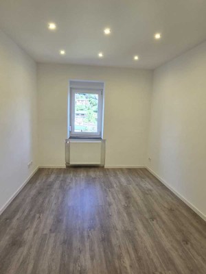 schönes Zimmer in 2er WG - Erstbezug nach Kernsanierung