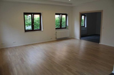 Große helle 2,5 Zimmer Wohnung in Brombach