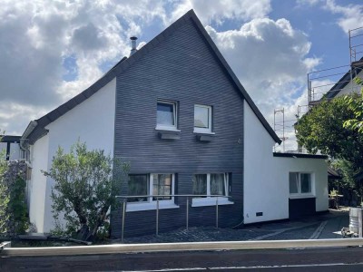 Ihr neues Zuhause: Doppelhaushälfte mit individuellem Charme