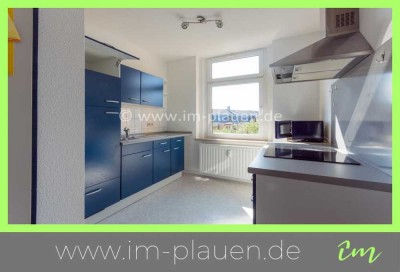 Helle 2-Zimmer-Wohnung mit Balkon & Einbauküche in Plauen – Jetzt mieten!