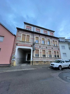 Geschmackvolle möblierte 3-Raum-Wohnung in Bruchsal