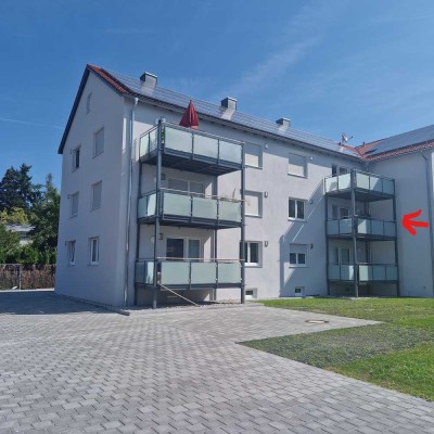 Neuwertige3-Raum-Wohnung mit gehobener Innenausstattung mit Balkon und EBK in Waldkraiburg