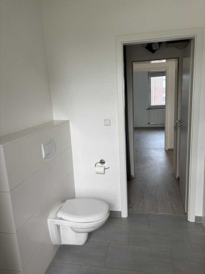 Freundliche und gepflegte 3,5-Raum-Wohnung mit Balkon und Einbauküche in Bocholt