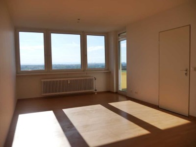 ﻿Schöne 2-Zimmer-Wohnung mit Balkon in Maintal-Bischofsheim zu vermieten