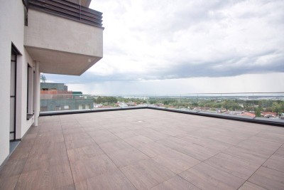 65m2 Terrasse | 3-Zimmer-Wohnung mit Terrasse und Balkon