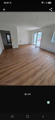 HUNDSMÜHLEN !! Geschmackvolle 3-Zimmer-Wohnung mit Garten