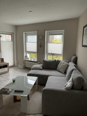 Gepflegte 2-Zimmer-EG-Wohnung mit Balkon und Einbauküche