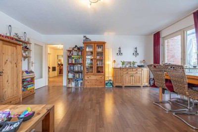 Vermietete 4-Zimmer-Wohnung mit Terrasse und Parkplatz – Ihre zuverlässige Kapitalanlage mit Zukunft
