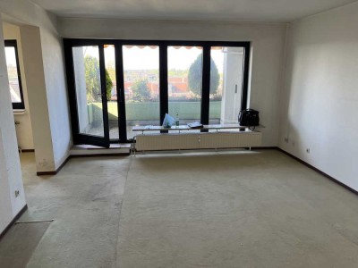 + Laatzen Nä. LEZ - 4 Zi. ETW. m. Südwestloggia, Lift, Garage +