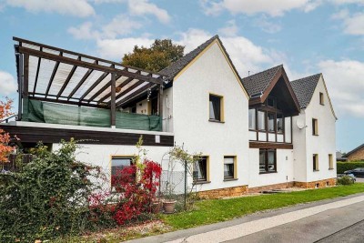 Charmantes Einfamilienhaus mit großem Garten und Pool für die ganze Familie in Mechernich-Holzheim