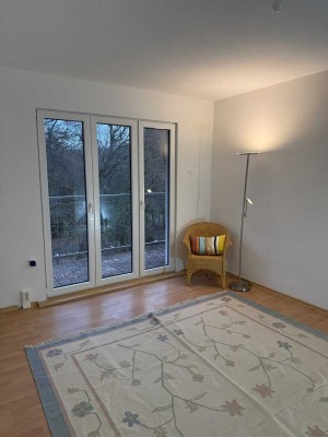 Erstbezug nach Sanierung: sonnige und ruhige 2 Zi. Wohnung mit Balkon, Berlin-Wedding, zentrale Lage