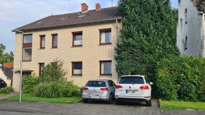 Helle 2-Raum-Dachgeschosswohnung mit Balkon und EBK in Bielefeld